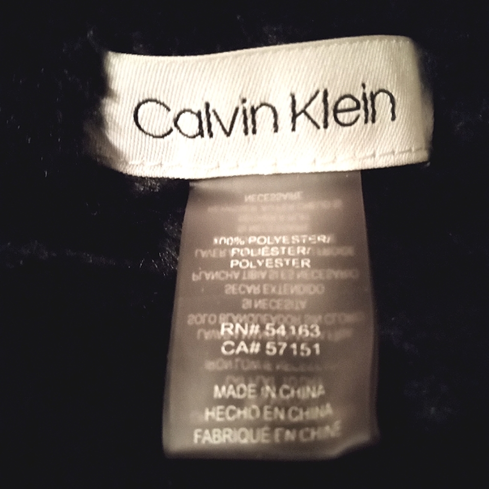 Calvin Klein Faux Fur Pull thru Scarf - Picture 3 of 3